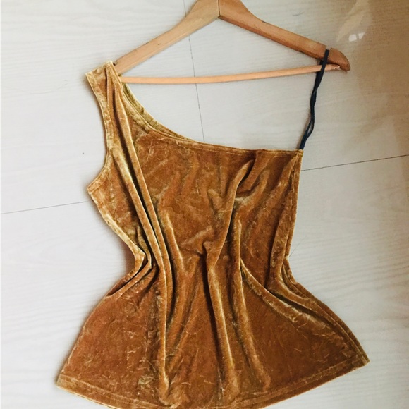 Ashley Stewart Tops - Ashley Stewart brand new one shoulder velvet top